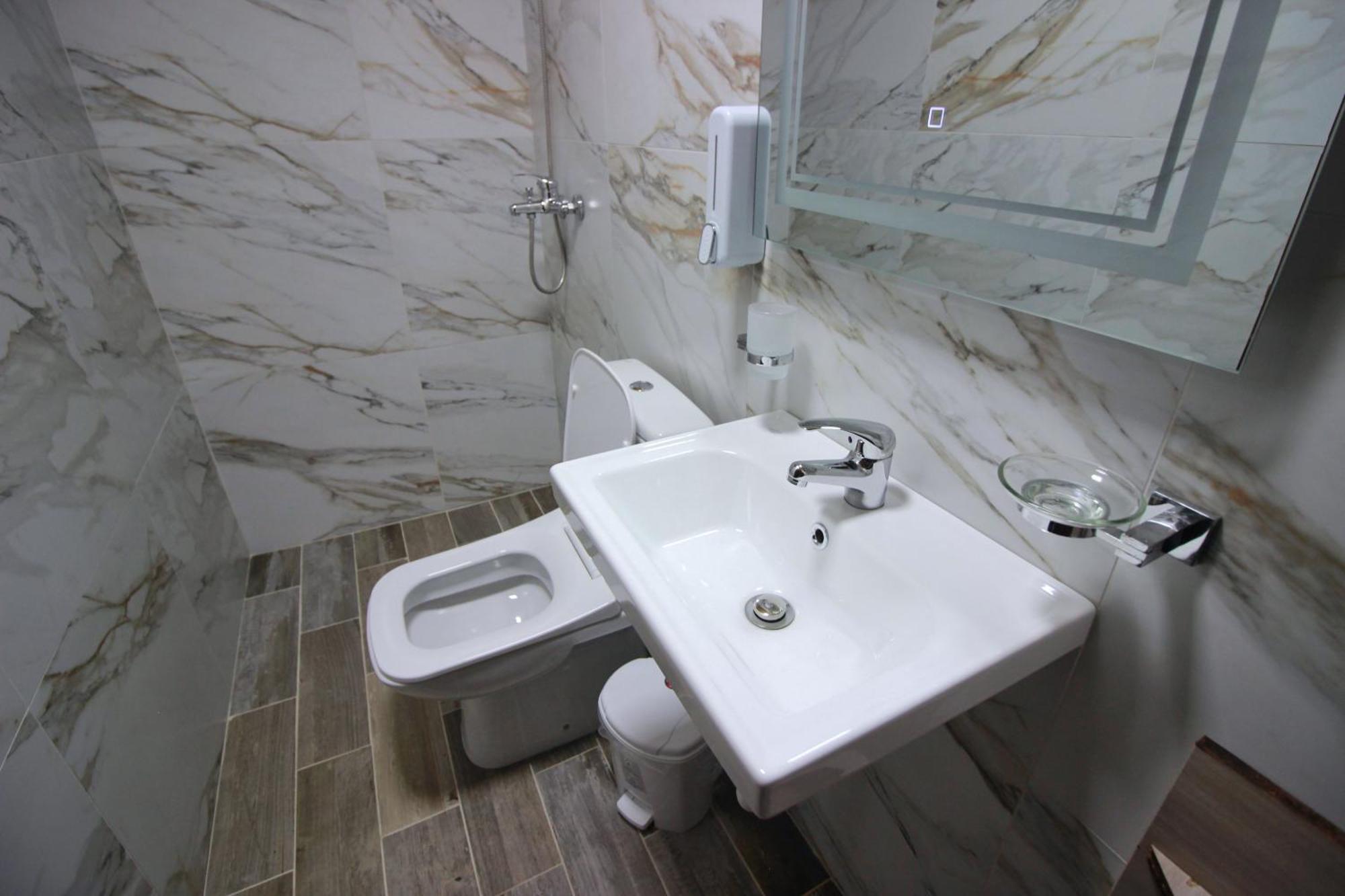 Guest House Denis Gjirokastër 외부 사진