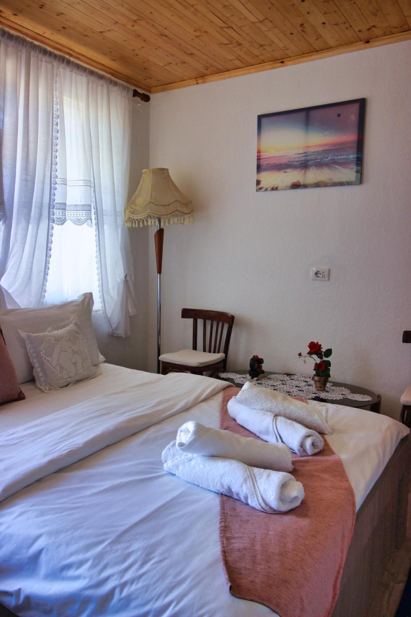 Guest House Denis Gjirokastër 외부 사진